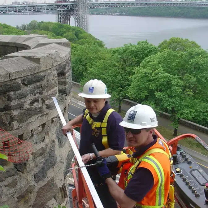 GEO-Instruments installing monitoring